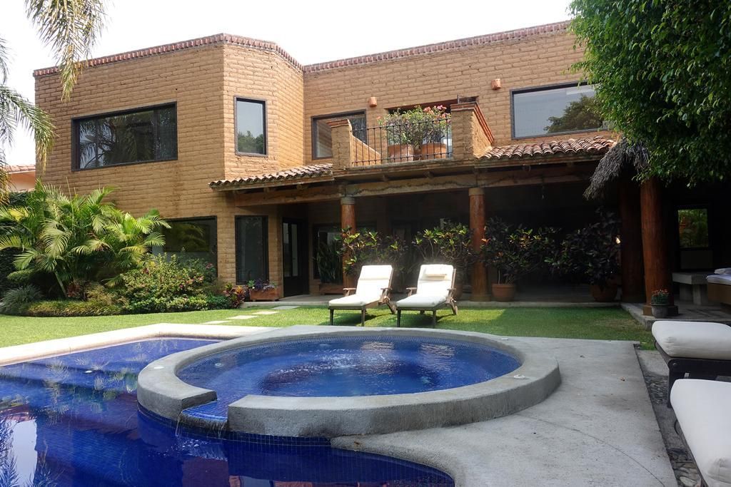 Casa en venta y renta Fraccionamiento Sumiya Cuernavaca Morelos | EasyBroker