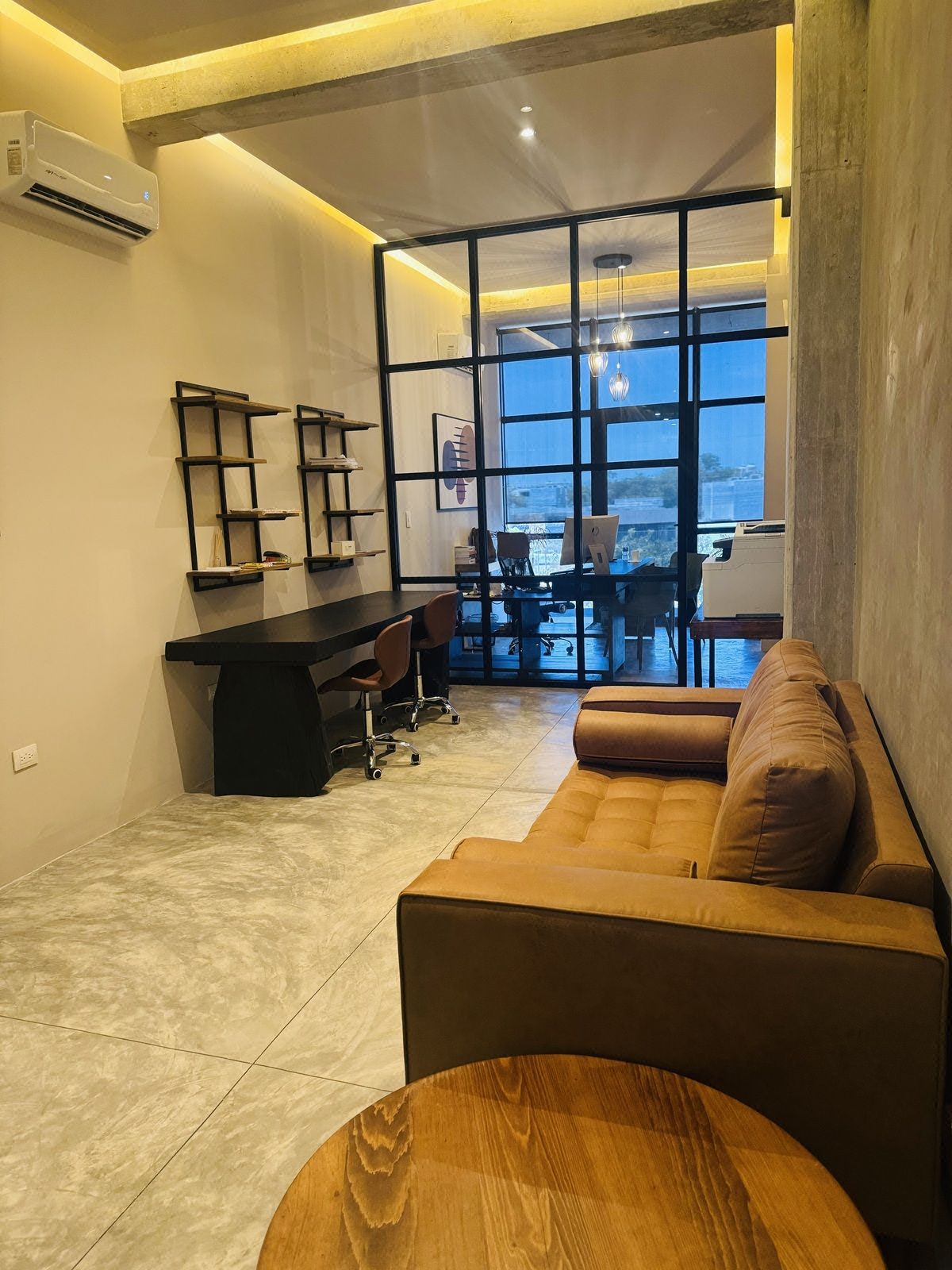 Oficina Amueblada en renta de 30 m2 en AMORAN Top, Montebello Mérida Yucatán, foto 1 de 20