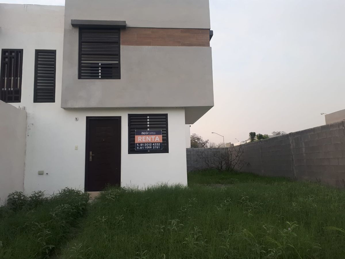 Casa en Renta en Paseo de los Nogales Apodaca N.L. EasyBroker
