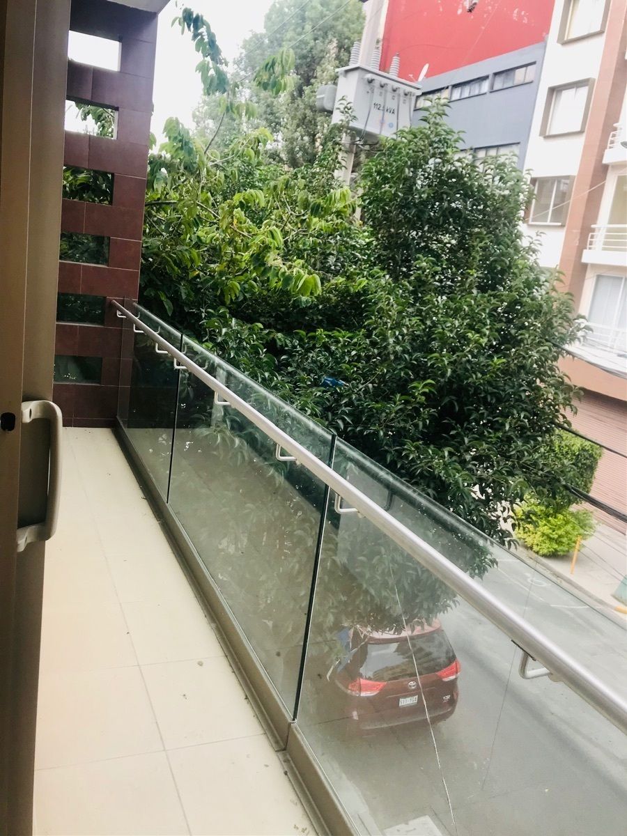 5 de 22: Balcón exterior