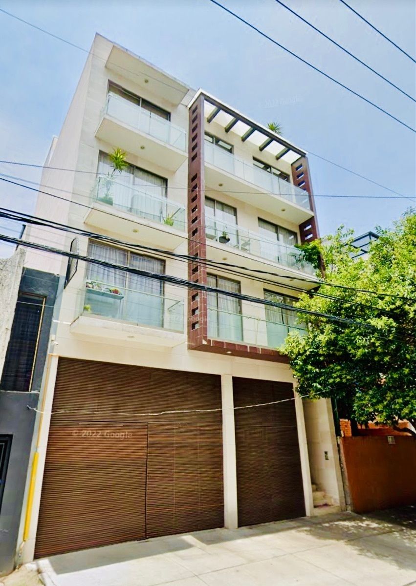 1 de 22: Fachada