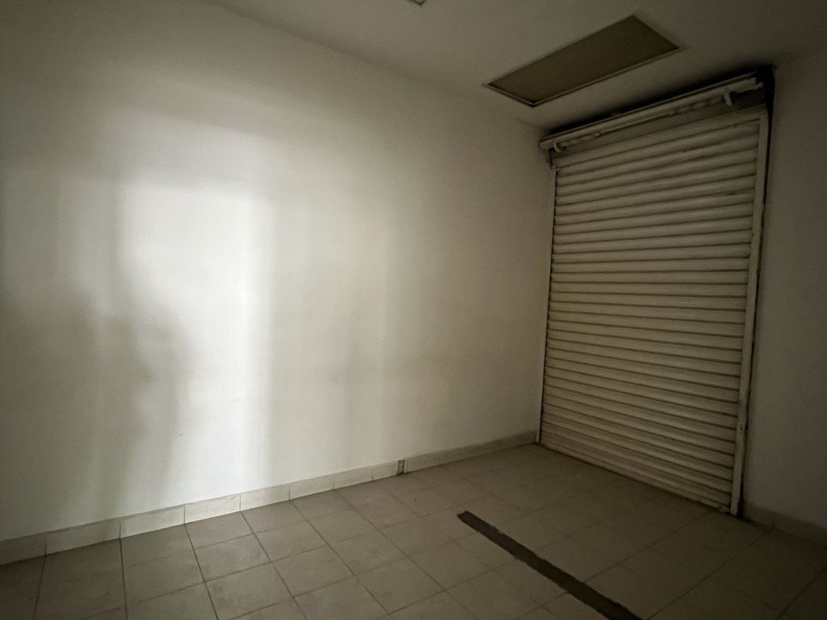 Retail Space in Valle Dorado, Tlalnepantla de Baz, photo 8 of 9