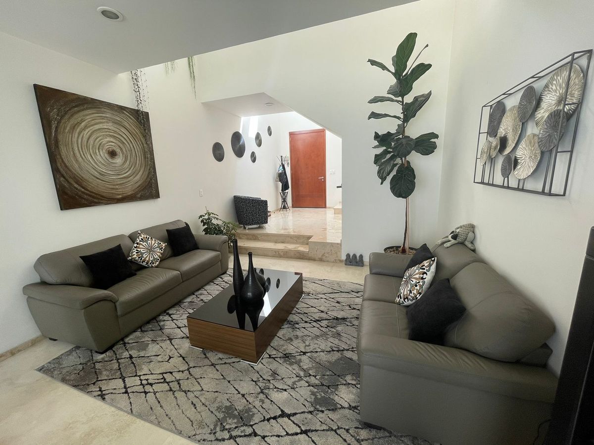 5 de 32: Sala