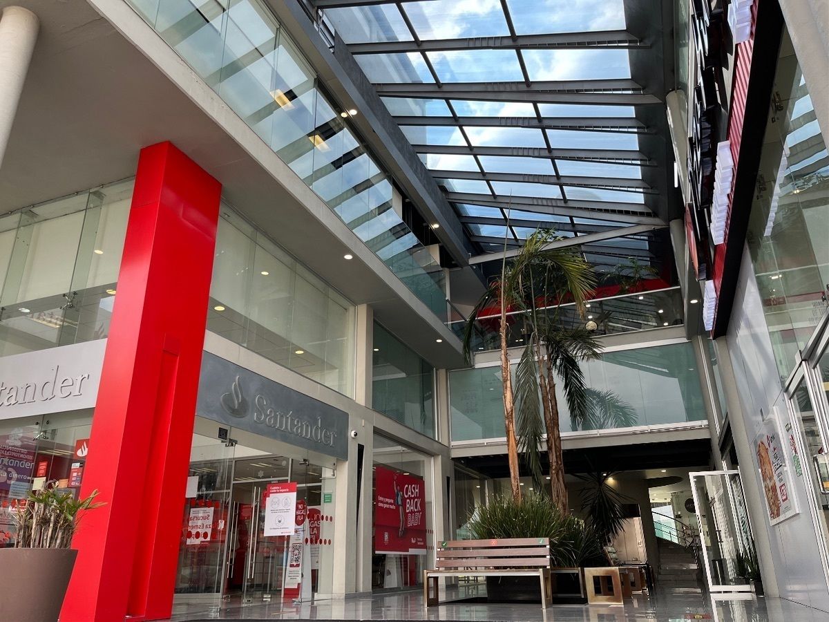 1 de 7: Entrada principal