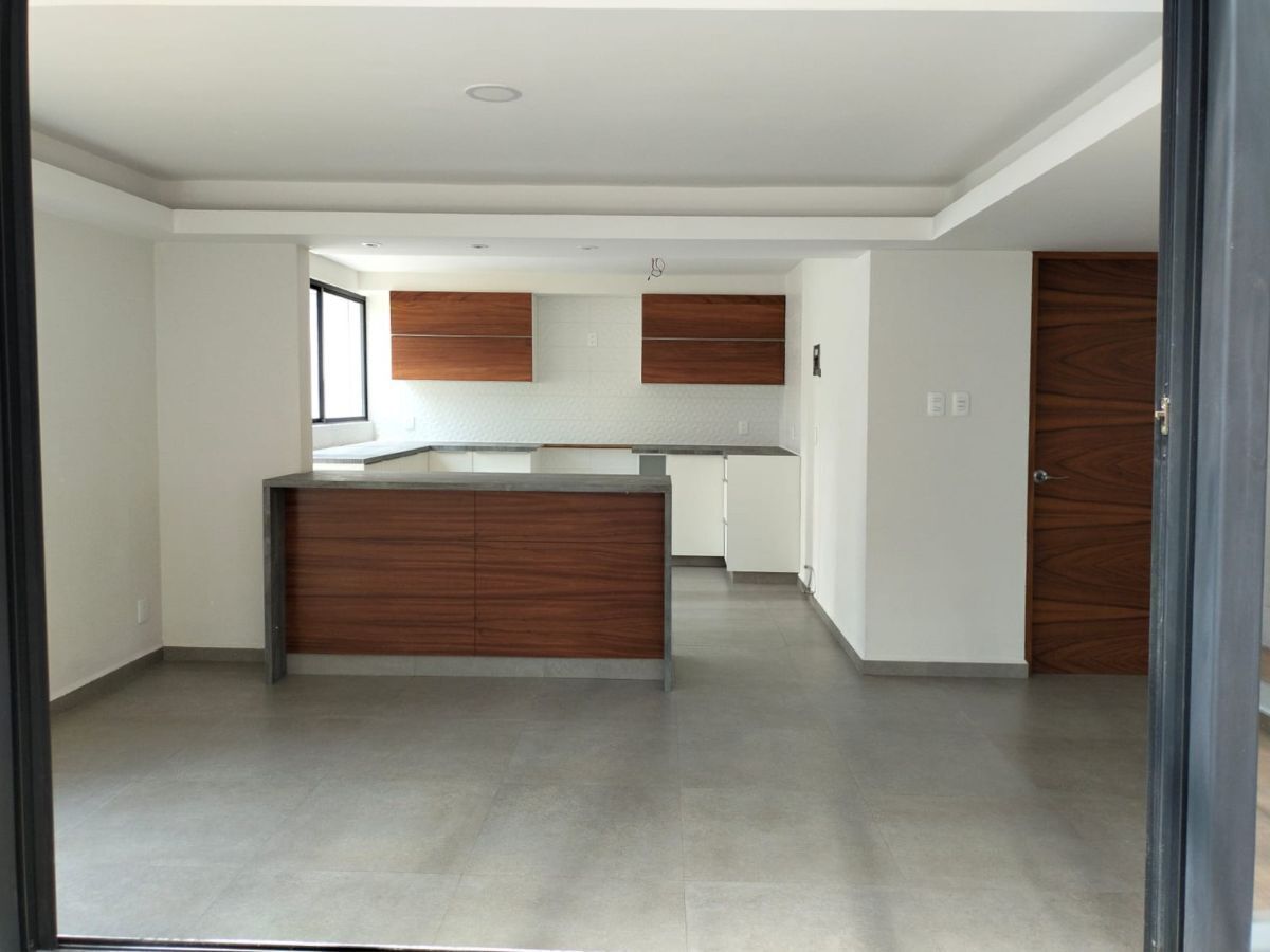 4 de 20: COMEDOR Y COCINA