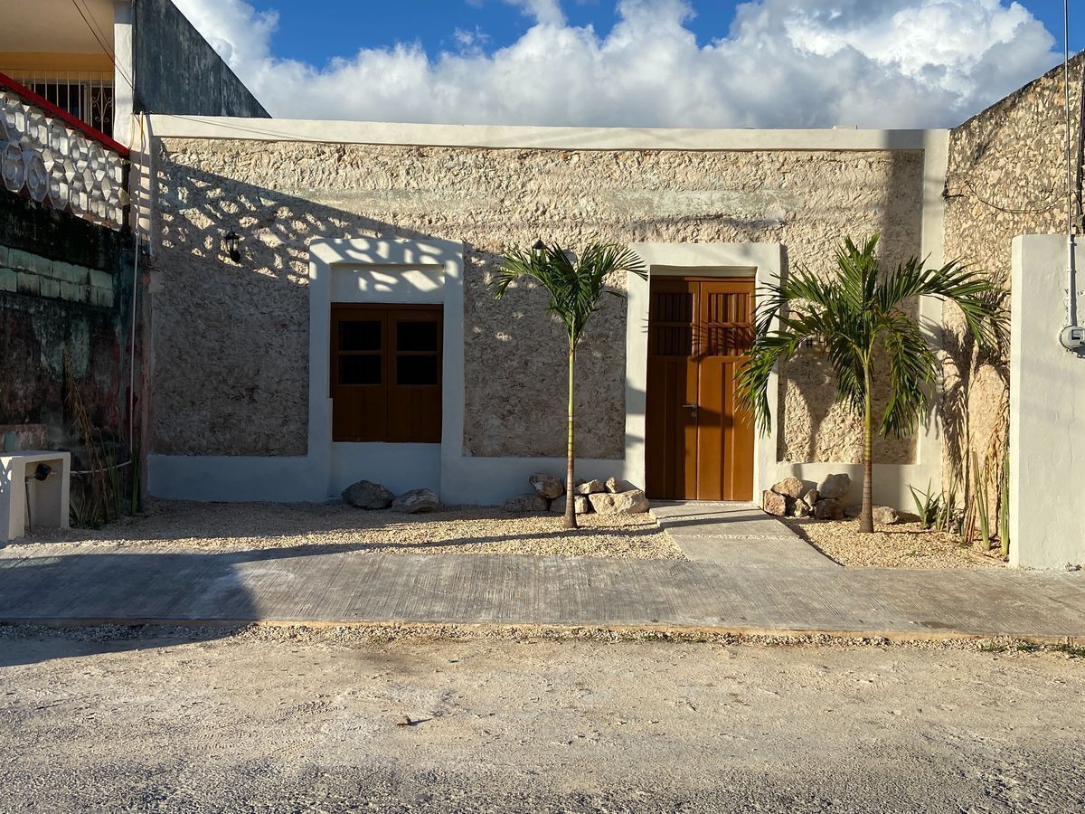 1 de 29: FACHADA CASA LORE