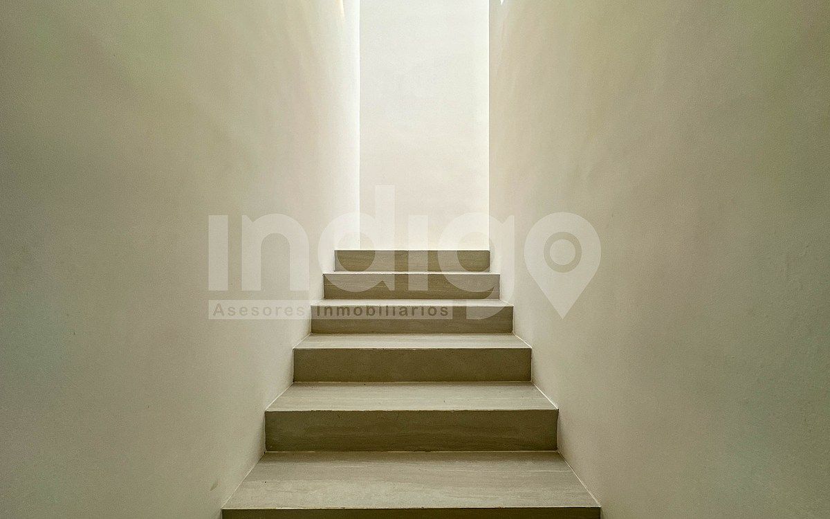 19 de 49: Escalera Planta Alta