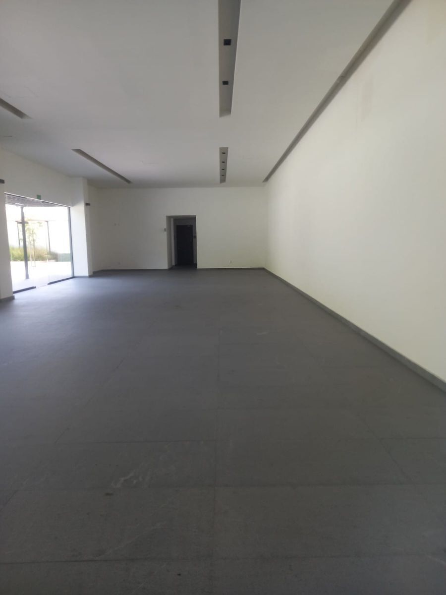 12 de 19: Salón de usos Múltiples