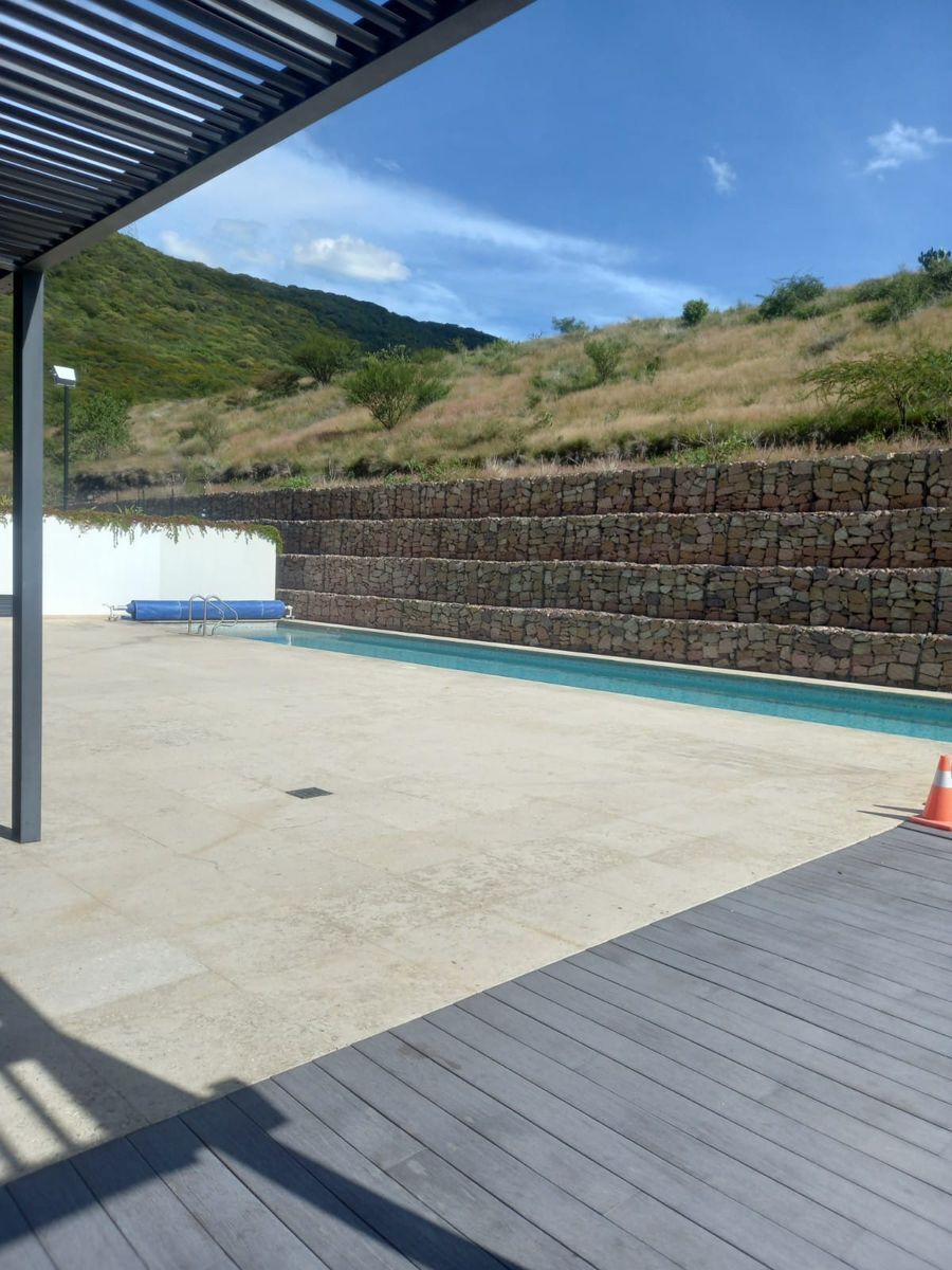 15 de 19: Carril de Nado