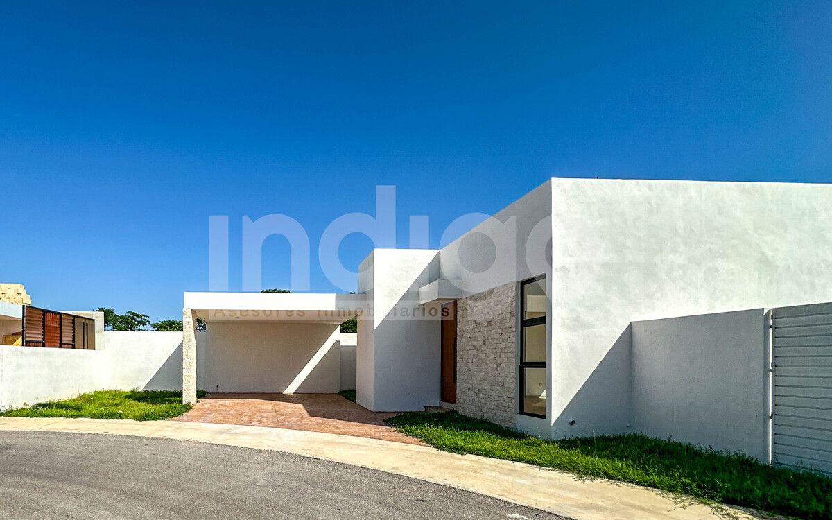 2 de 46: Fachada Frontal