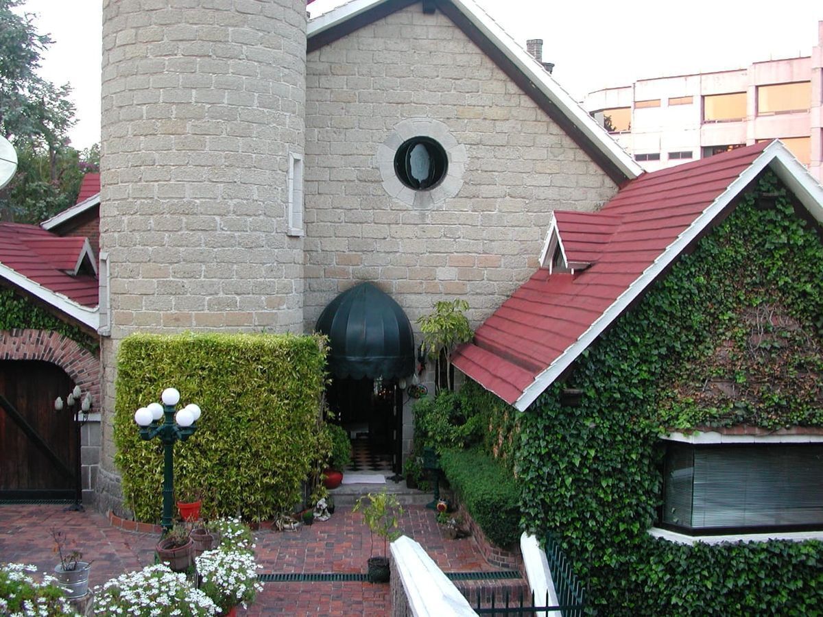 CASA VENTA ESTILO ROMANICA LOMAS DE VISTA HERMOSA - foto 4