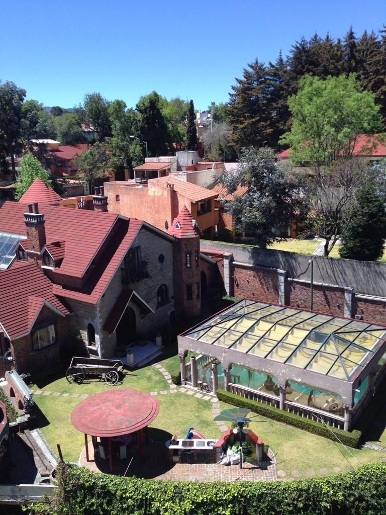 CASA VENTA ESTILO ROMANICA LOMAS DE VISTA HERMOSA - foto 1