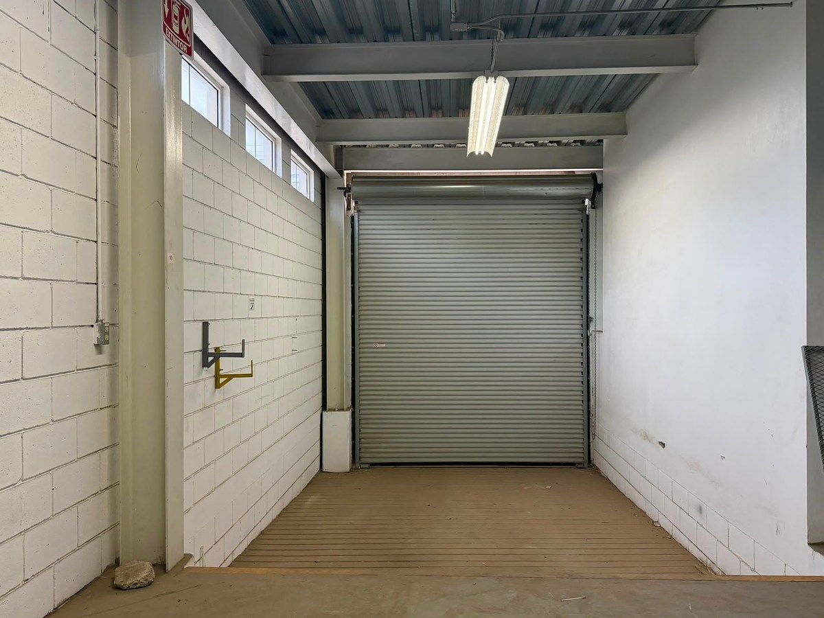 Industrial Warehouse in Aldrete, Tecate, photo 8 of 35