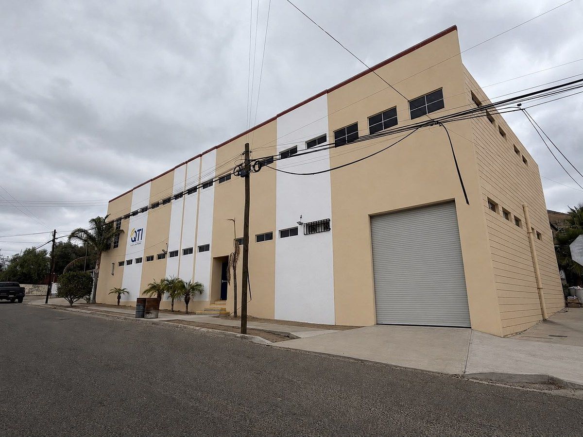 Industrial Warehouse in Aldrete, Tecate, photo 2 of 35