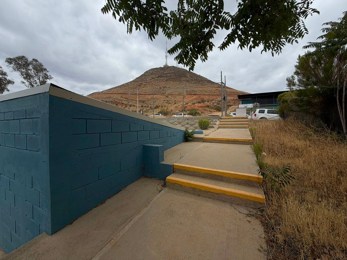 Industrial Warehouse in Aldrete, Tecate, photo 30 of 35