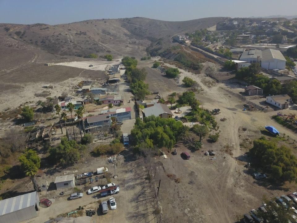 VENTA: TERRENO COMERCIAL EN LA GLORIA - foto 4