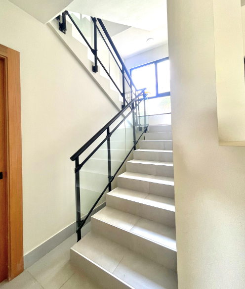 15 de 21: ESCALERAS 