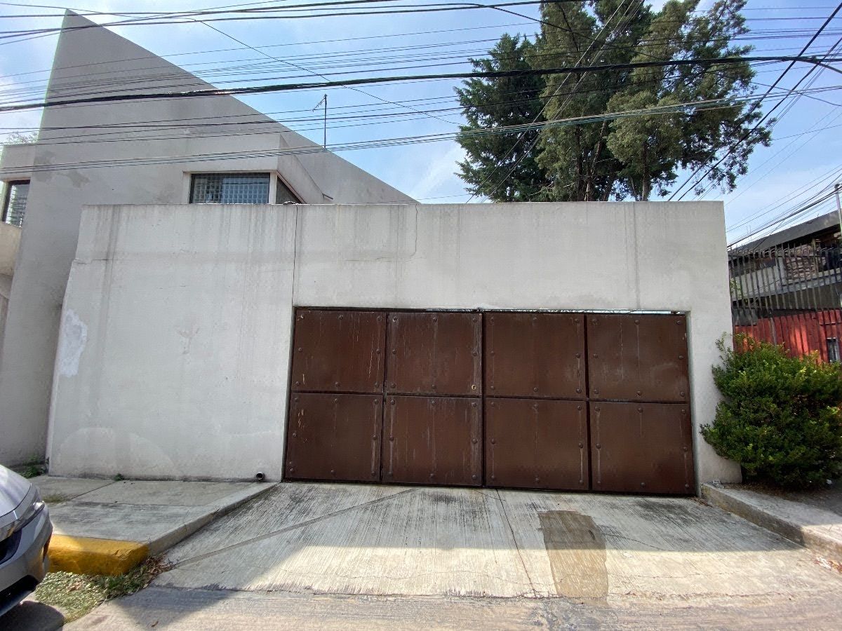 Casa con uso de suelo en Ciudad Satélite, Naucalpan de Juárez, foto 2 de 22