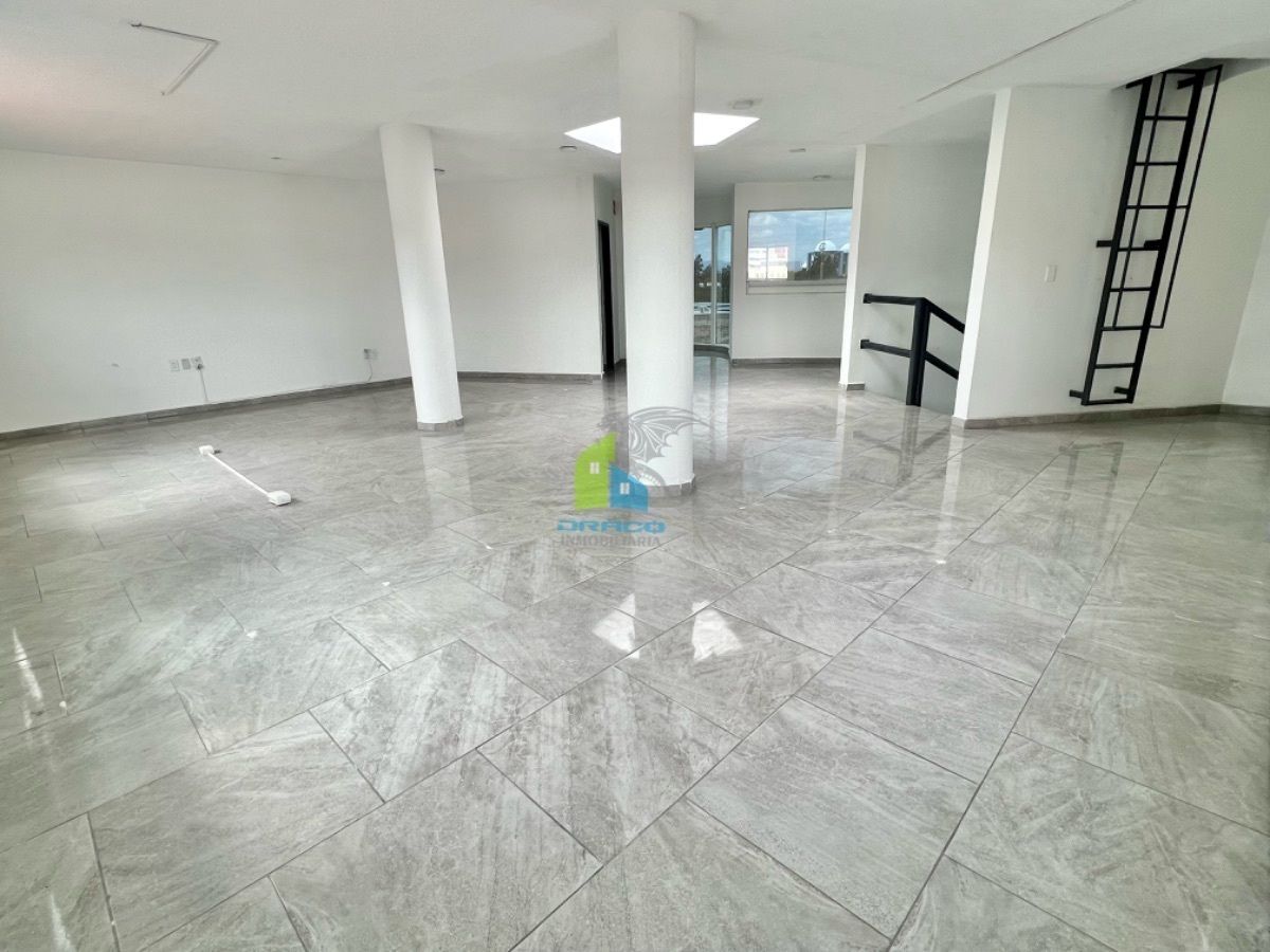 Edificio en El Pocito, Corregidora, foto 12 de 33
