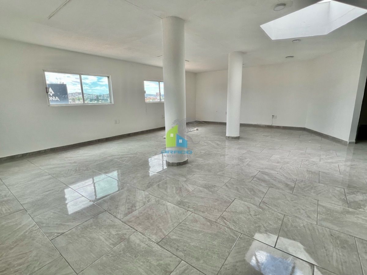Edificio en El Pocito, Corregidora, foto 13 de 33