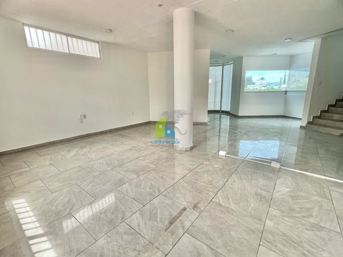Edificio en El Pocito, Corregidora, foto 25 de 33