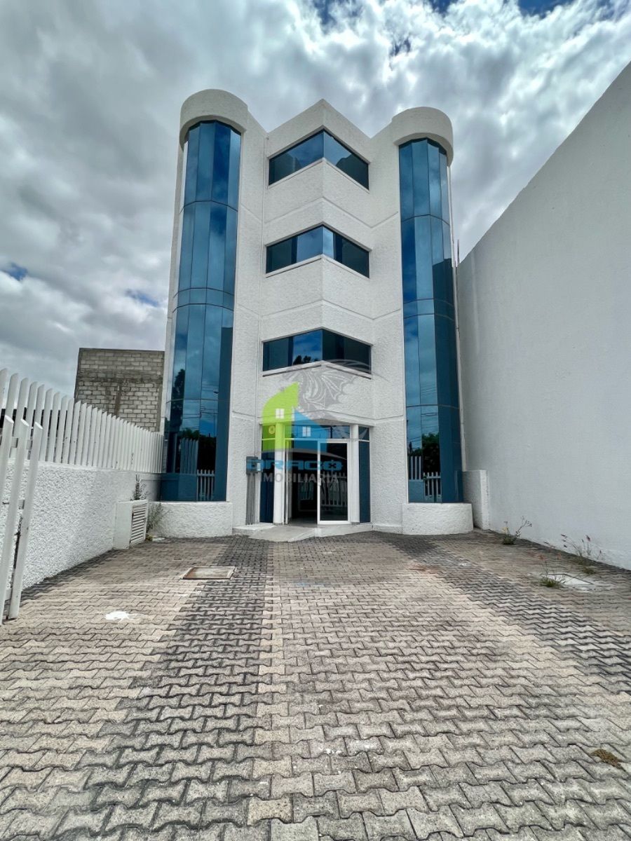 Edificio en El Pocito, Corregidora, foto 32 de 33