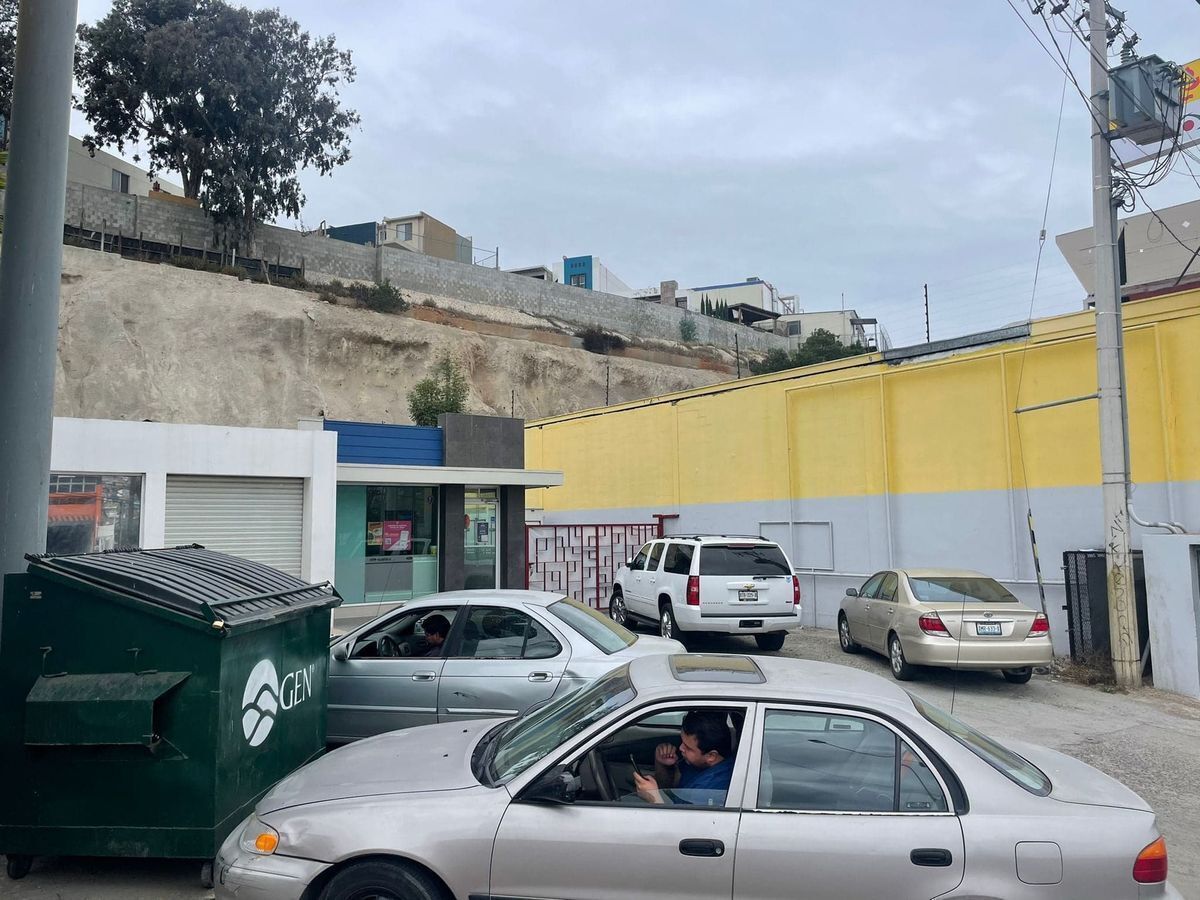 3 de 18