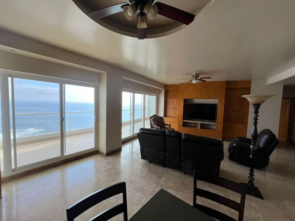 Apartment in Playa Encantada, Playas de Rosarito, photo 38 of 49