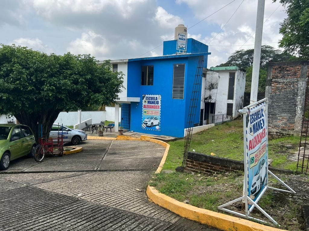 9 de 12