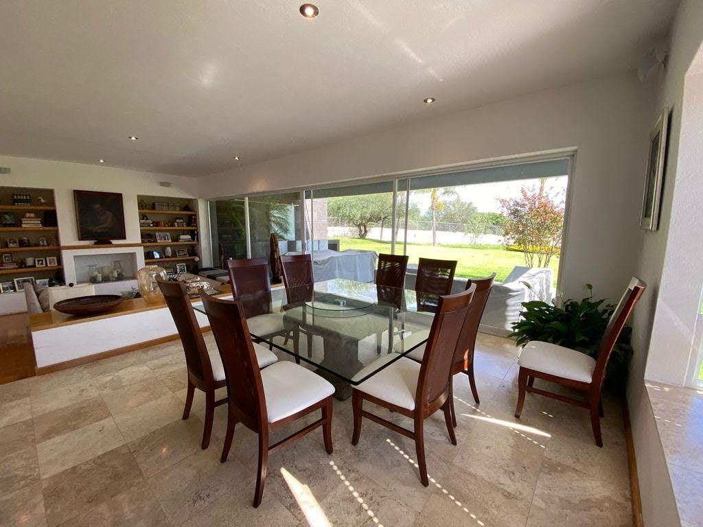 Para Inversionistas CASA EN VENTA EN PRIVADA EN JURICA