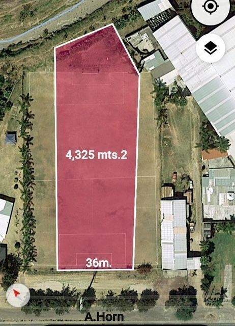 4 de 15: terreno de 4325 metros cuadrados