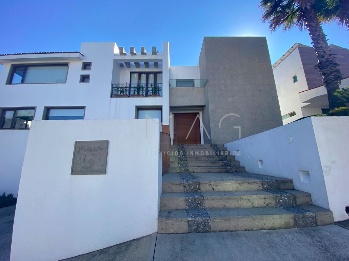 VENTA Prado Largo. Magnifica Casa Zona Esmeralda