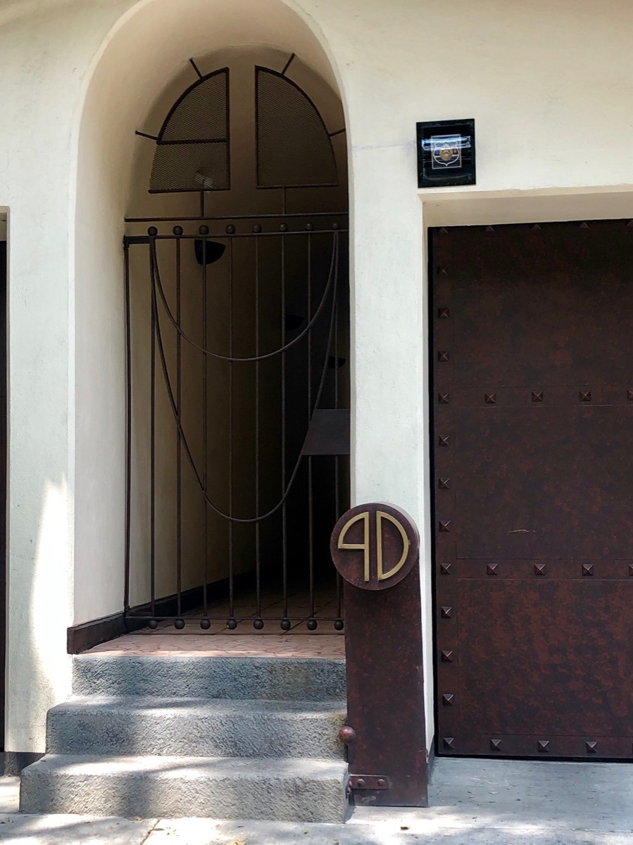 2 of 24: Entrada