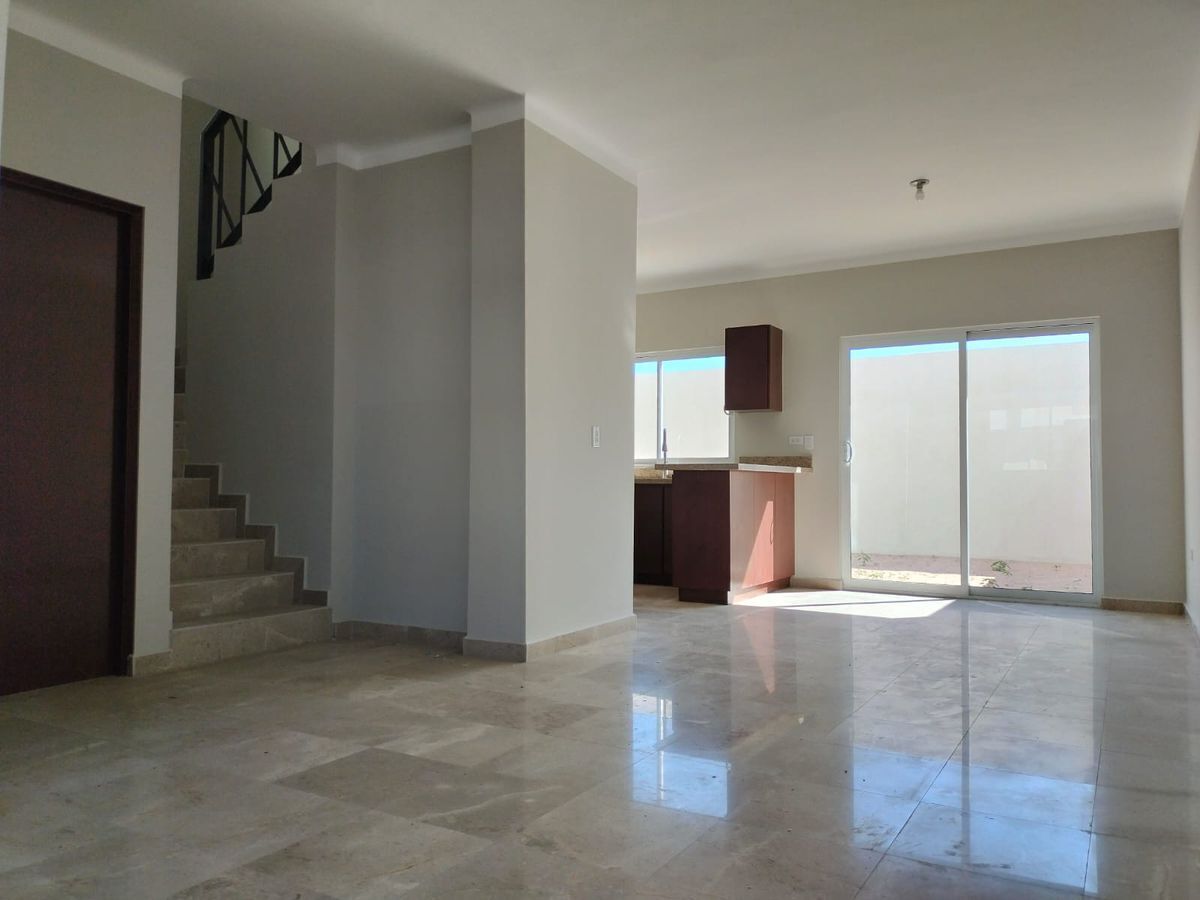 House in El Pescador, La Paz, photo 3 of 13