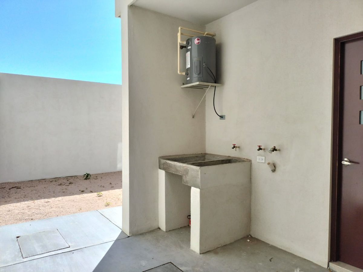 House in El Pescador, La Paz, photo 11 of 13