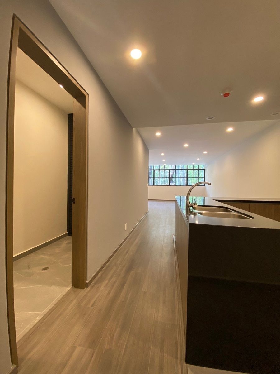 3 of 26: Barra de la cocina