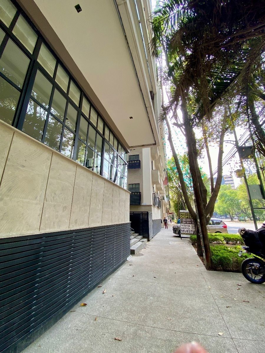 20 of 26: Vista de la Av. Nuevo León 