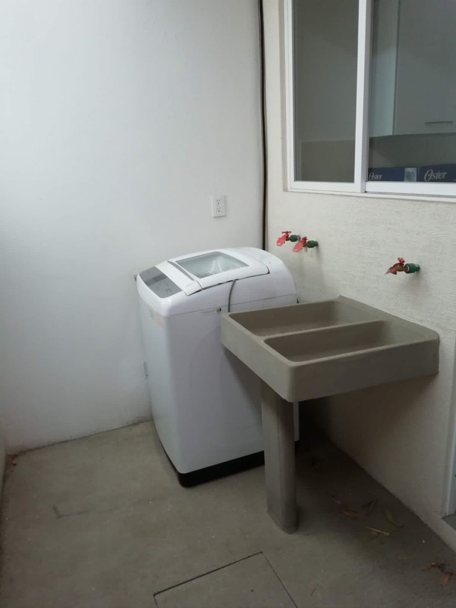 10 of 11: Área de lavado 