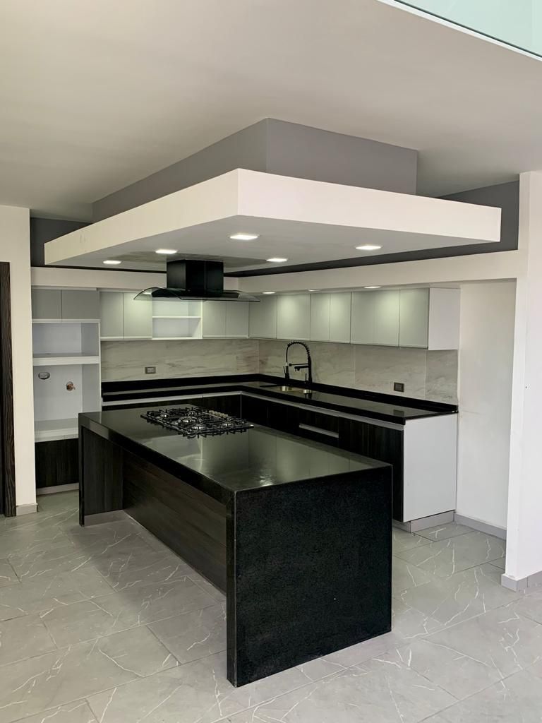 6 de 16: Cocina equipada