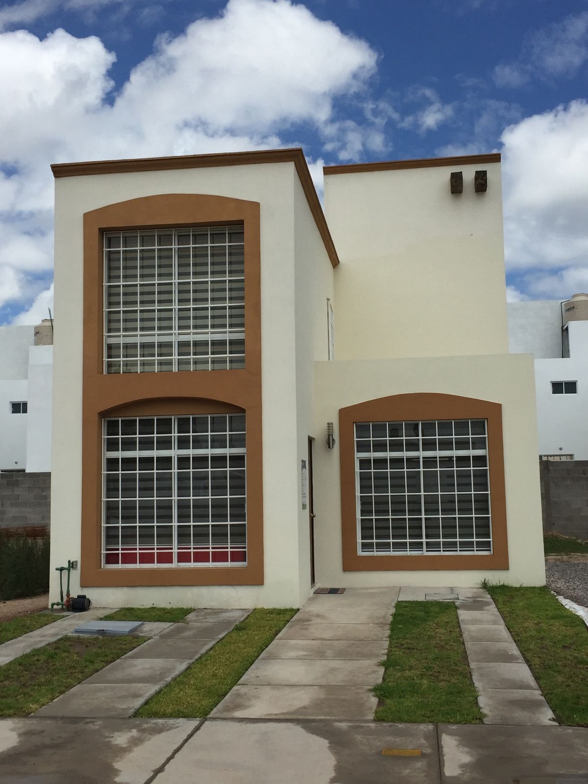 2 de 26: Modelo San Rafael