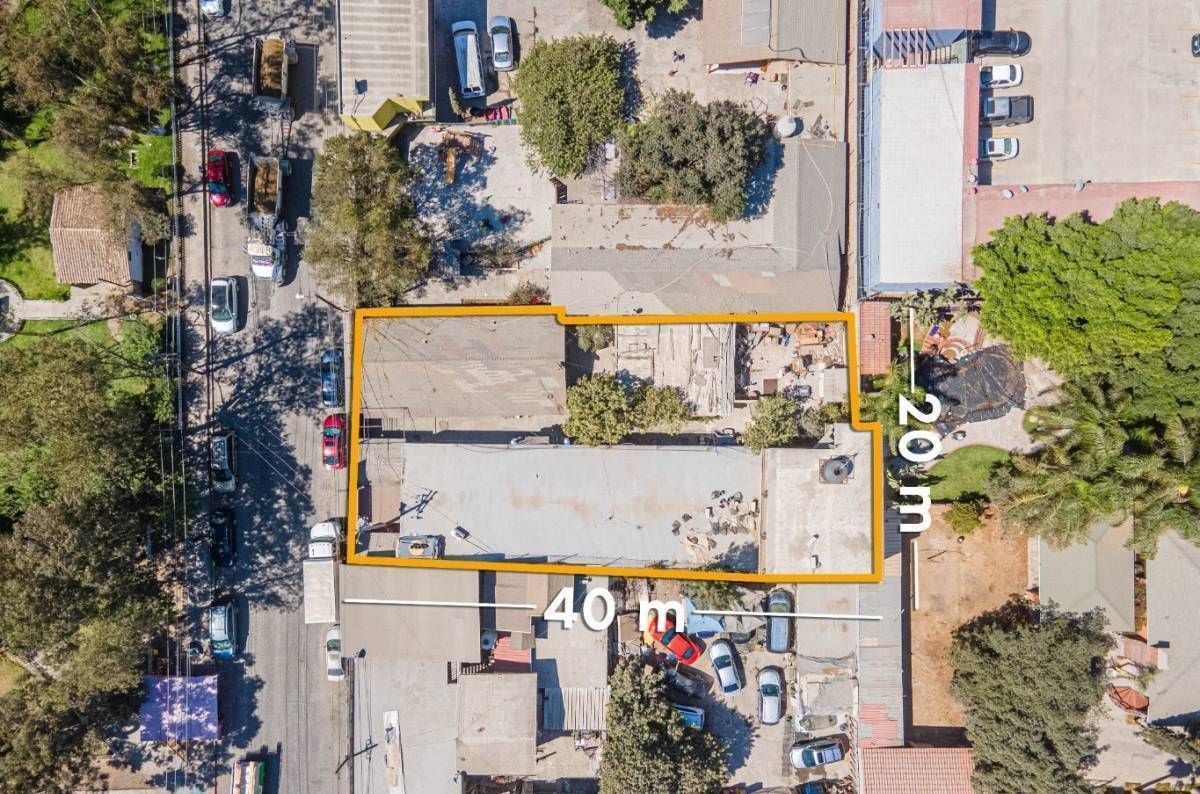 Terreno con bodega en venta en Ejido Chilpancingo Tijuana .