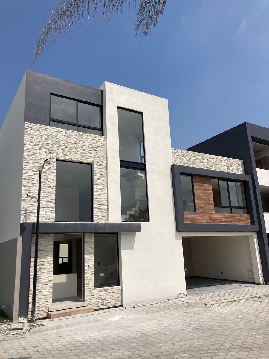 Casa en venta Puebla Santiago Momoxpan Espacios Amplios 4 recámaras