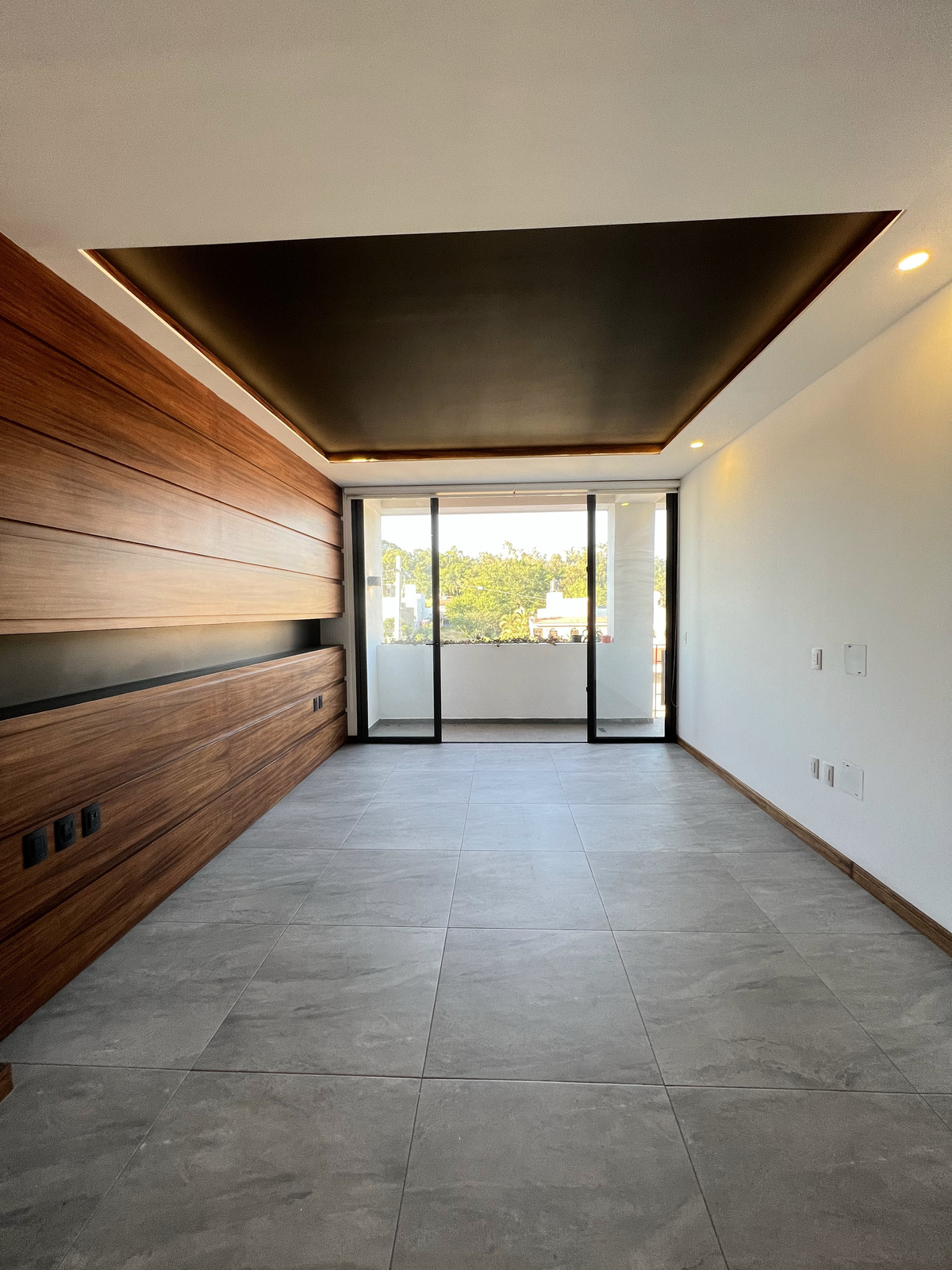 13 of 30: RECAMARA PRINCIPAL