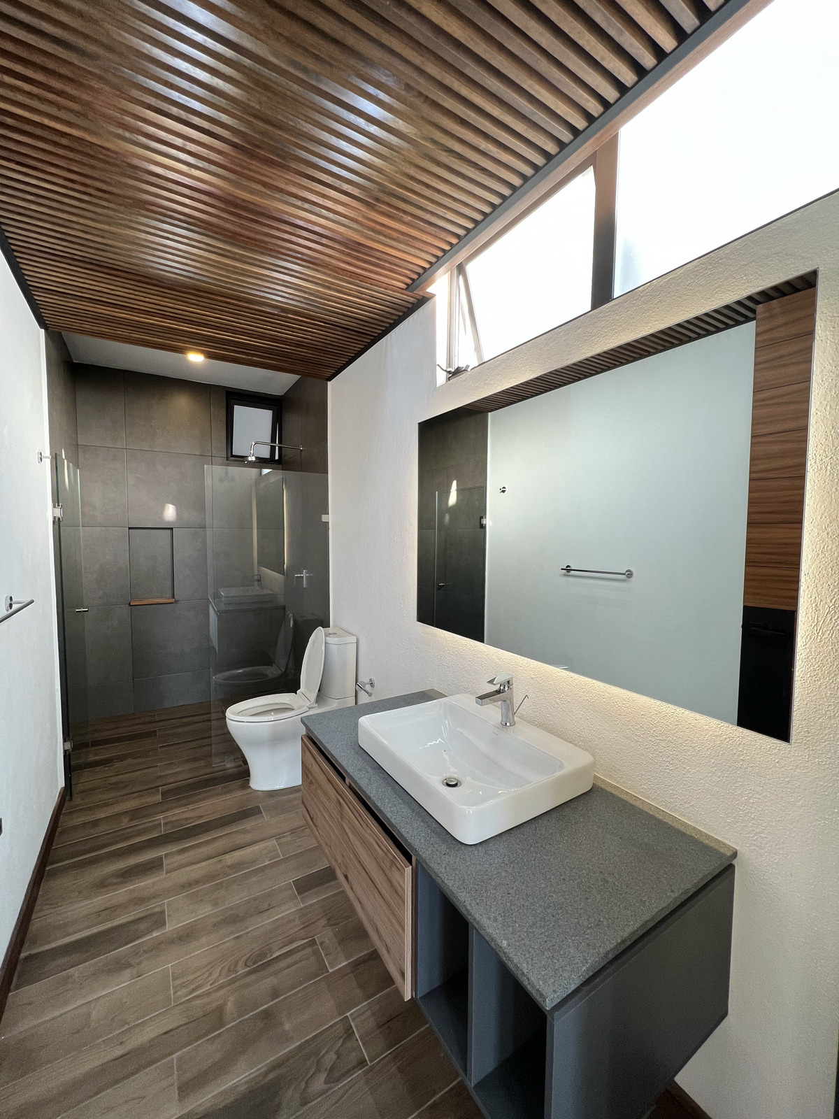 22 of 30: BAŃO RECAMARA 2 