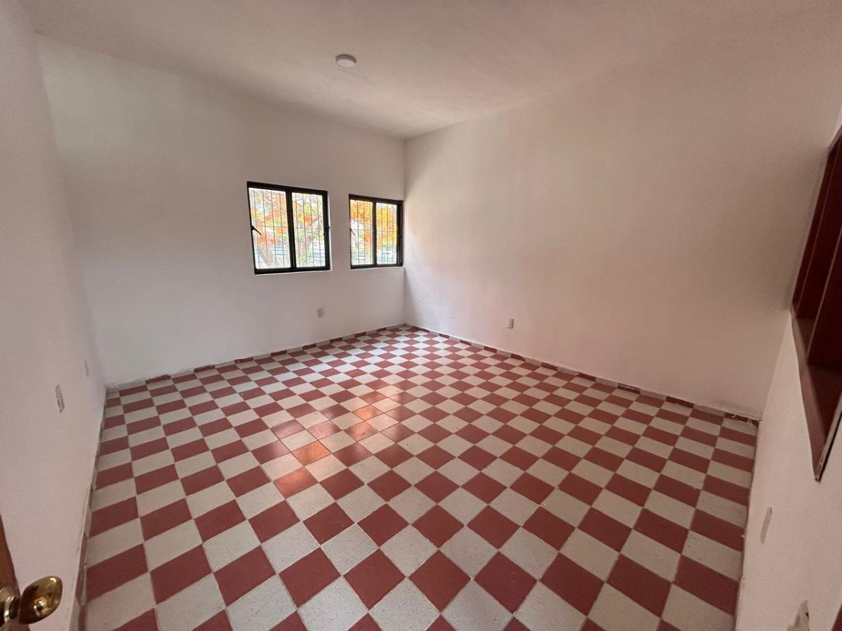 10 of 14: 10. Recámara 1