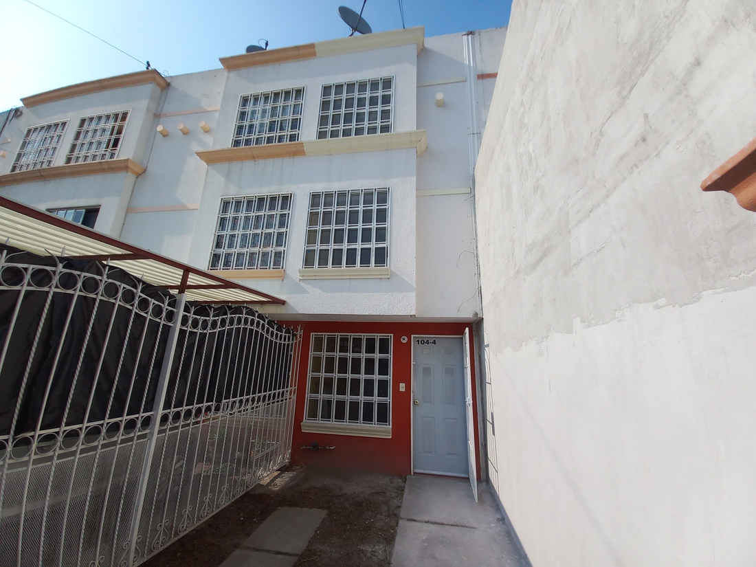 CASA EN VENTA LOS HÉROES DE TECÁMAC*