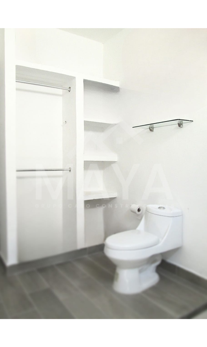 6 of 14: Baño vestidor 