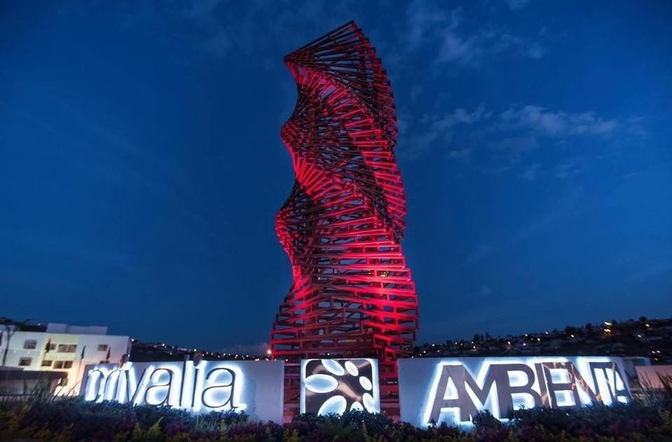 1 de 16: Entrada Principal