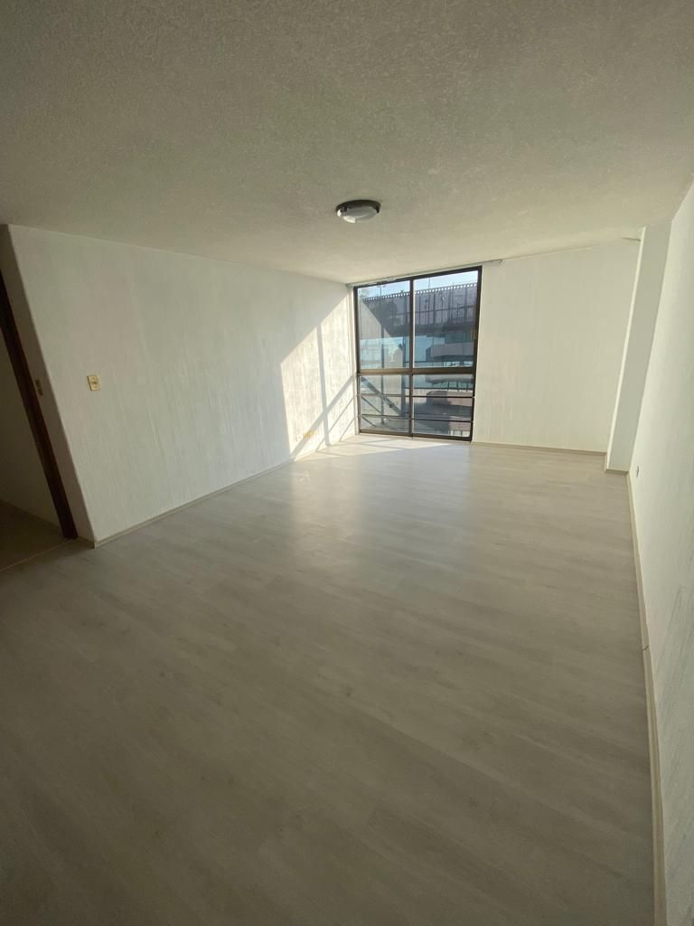 10 of 18: Recamara principal