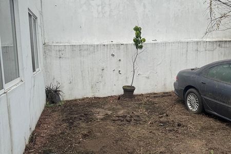 Hermosa casa de una sola planta en exclusiva privada